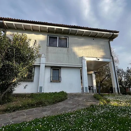 7 Posti Letto Al Circuito Misano Santa Maria di Scacciano