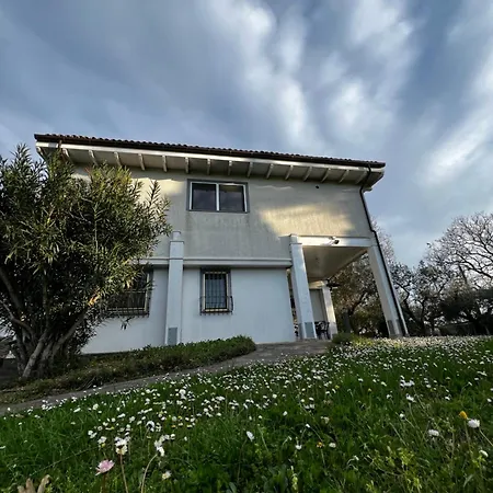 Apartment 7 Posti Letto Al Circuito Misano Santa Maria di Scacciano